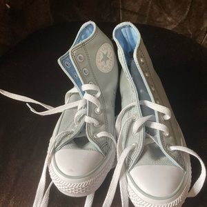 Brand new grey leather converse w6.5